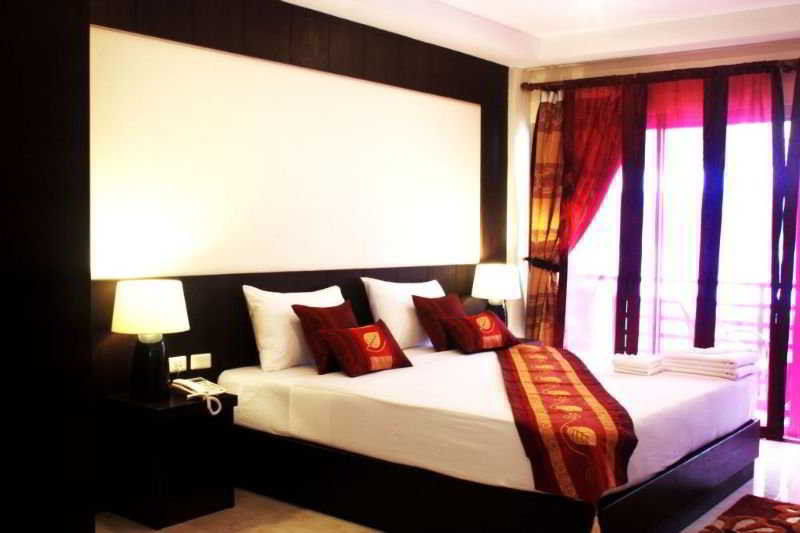 Thai Classic Hotel Patong Exterior photo